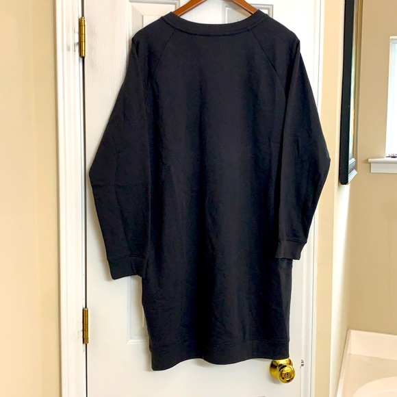 Levis Sweater Dress🔥 - Picture 4 of 7